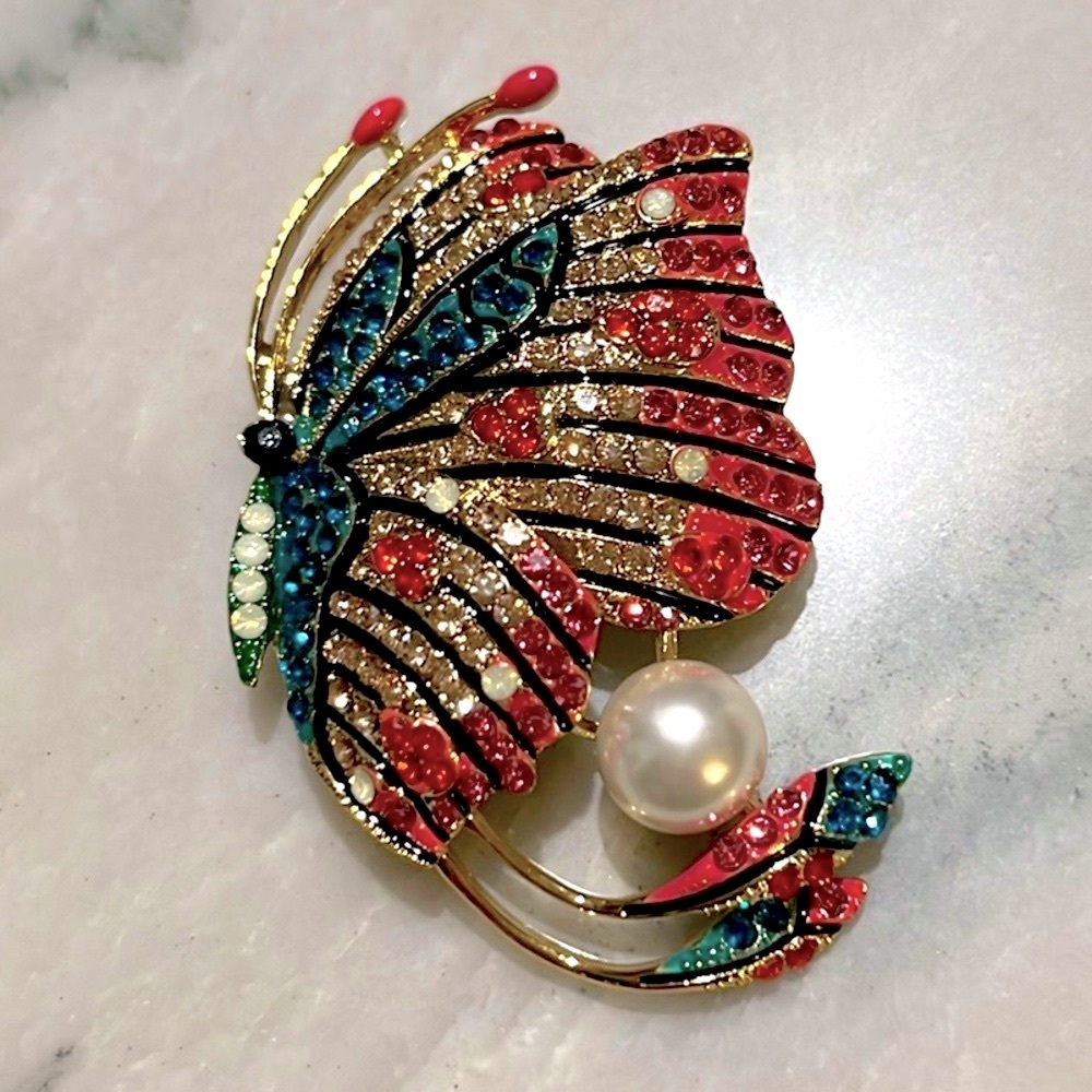 NWOT Butterfly Jeweled Brooch